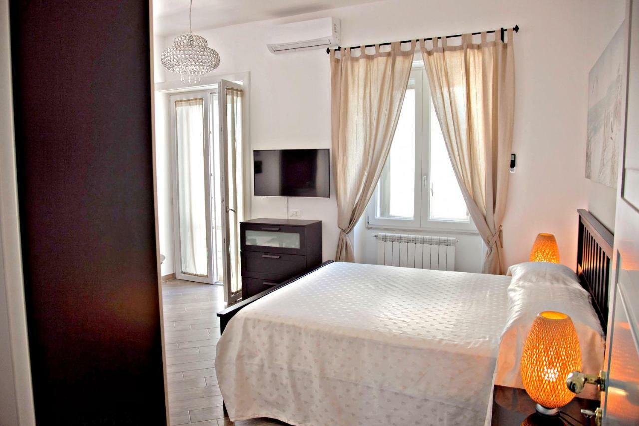 Maison Lumiere Salerno Buitenkant foto